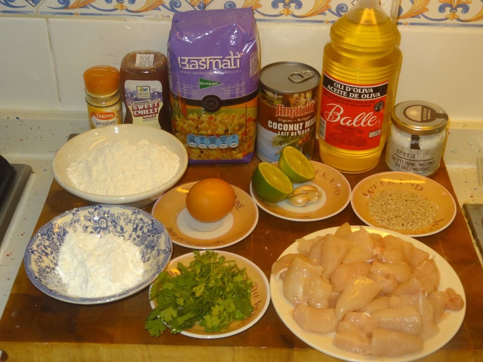 Pollo al estilo thai