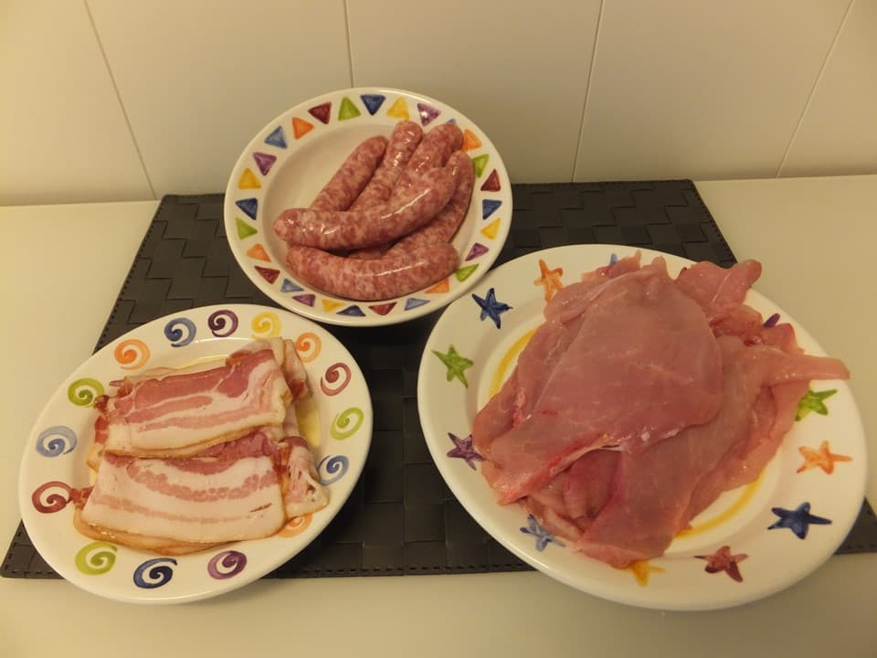 Rollitos de pavo, salchicha y bacón