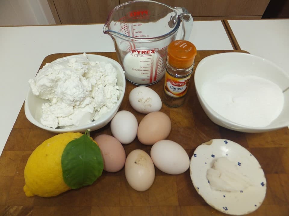 Greixonera de brossat (tarta de requesón)