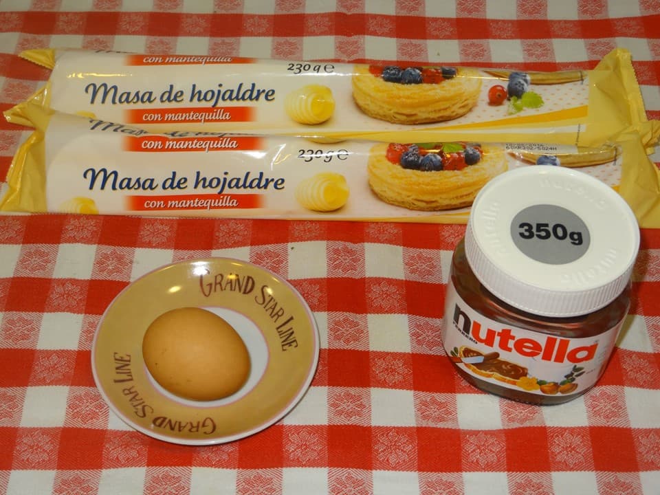 Estrella de hojaldre y nutella