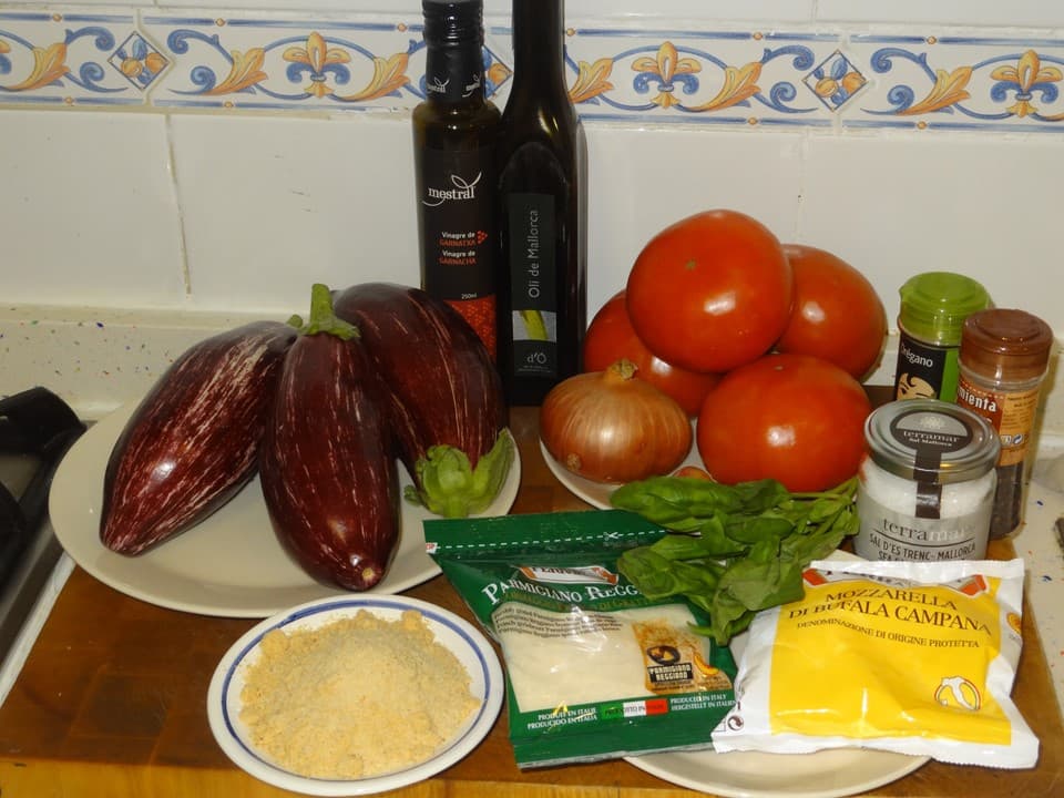 Berenjenas a la parmesana (melanzane alla parmigiana)