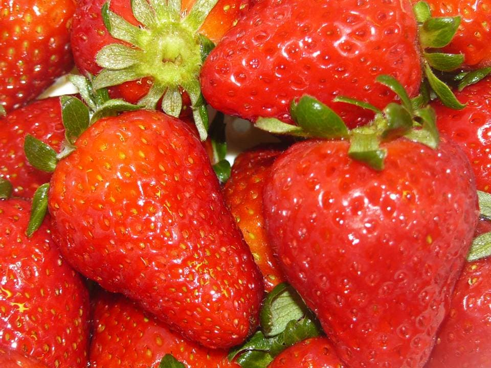 Fresas a la pimienta con helado de vainilla